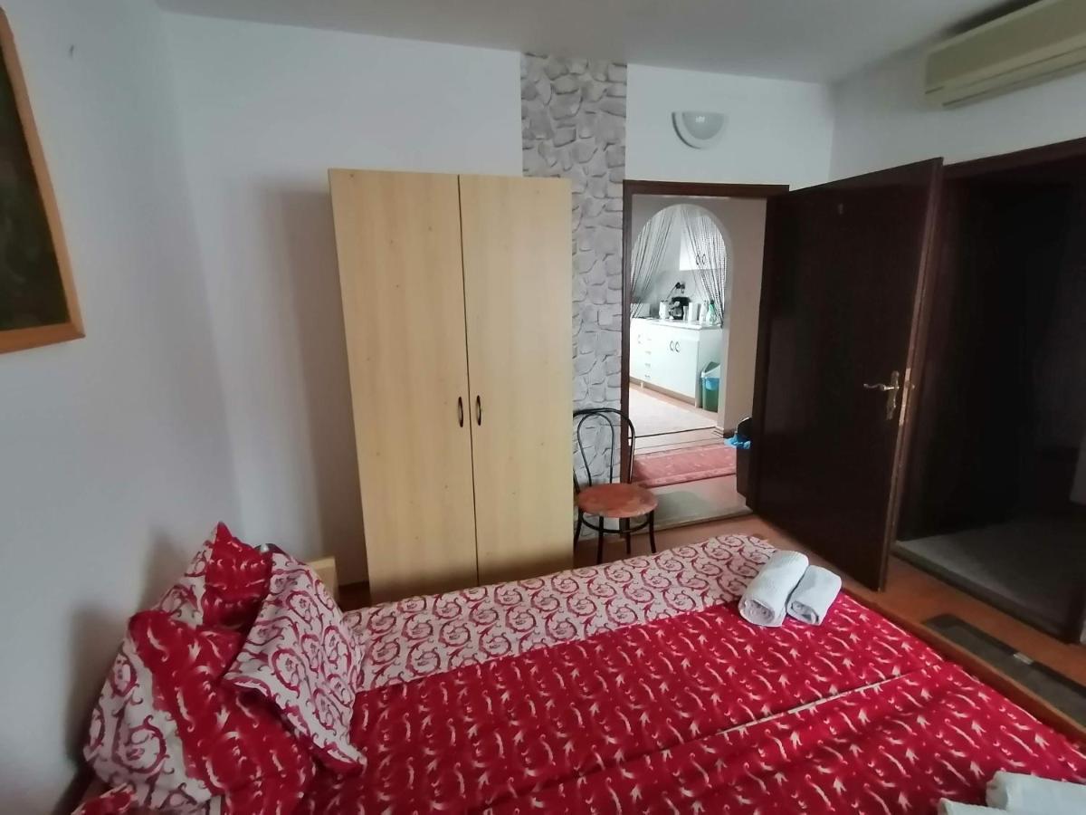 Joos Apartman Шарвар Экстерьер фото