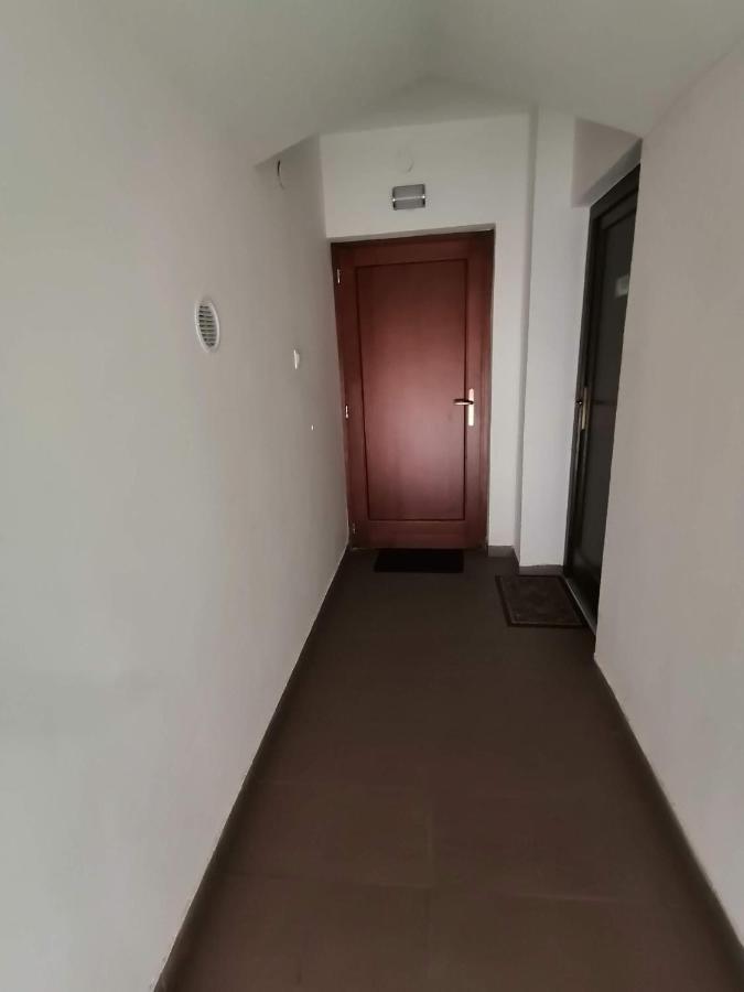 Joos Apartman Шарвар Экстерьер фото